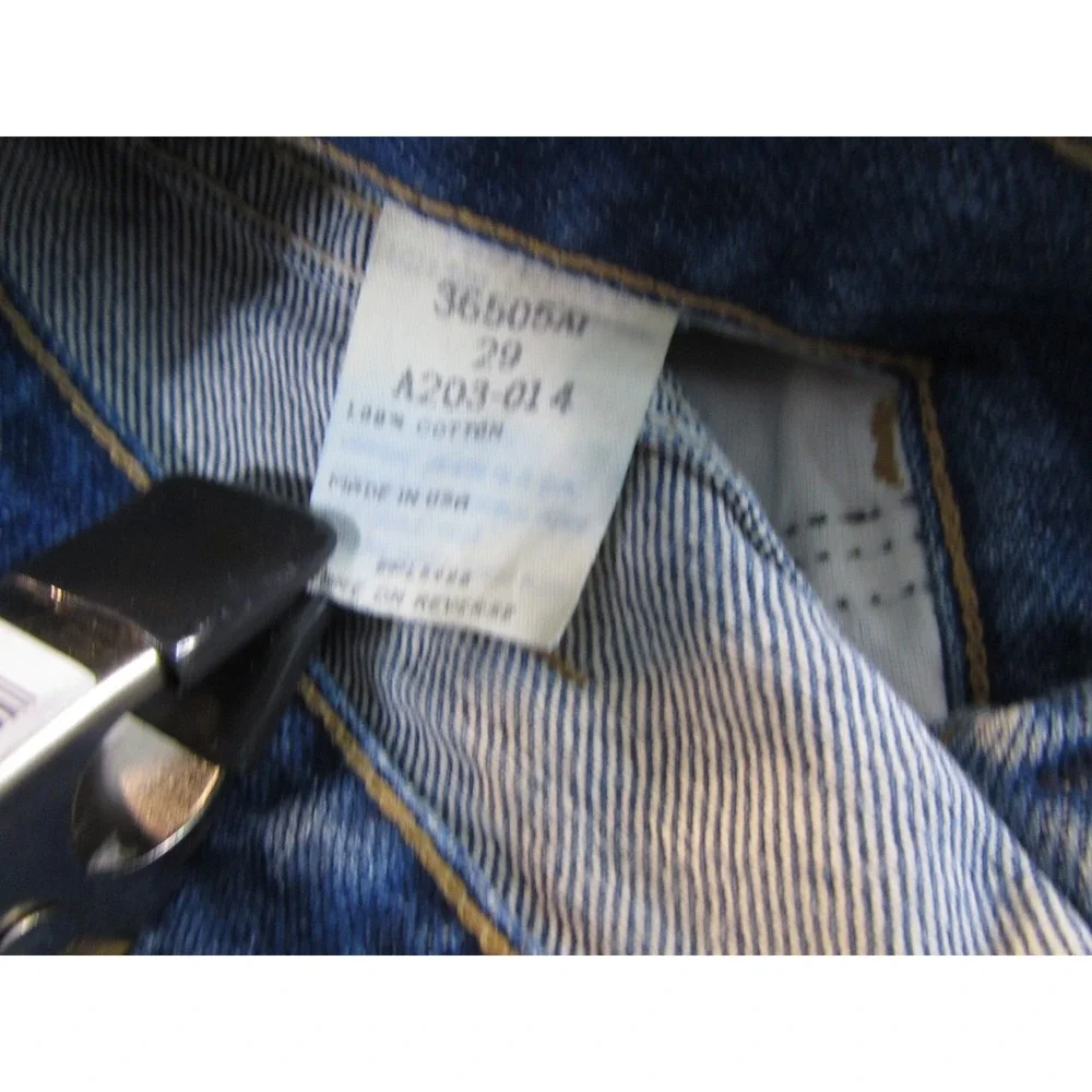Wrangler Rugged Wear Mens Relaxed Fit Denim Shorts Blue Made in USA 36505AI 29
